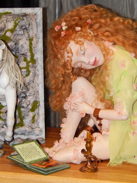 工艺品。收藏作者的娃娃。第十届国际娃娃沙龙，莫斯科。10 月，2014 2014年. — 图库照片