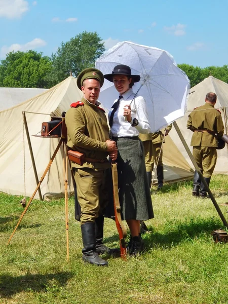 Четвертый Международный исторический фестиваль "Времена и эпохи 1914-2014", Коломенское, Москва. 8 июня 2014 г. . — стоковое фото