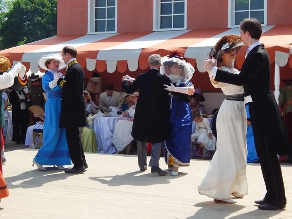 第 4 回国際歴史祭り」倍および新紀元 1914年-2014", コローメンスコエ、モスクワ。2014 年 6 月 8 日. — ストック写真