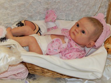 Bir bebek-yeniden doğuş. El sanatları. 5 Moskova Uluslararası Fuarı tahsil bebek 