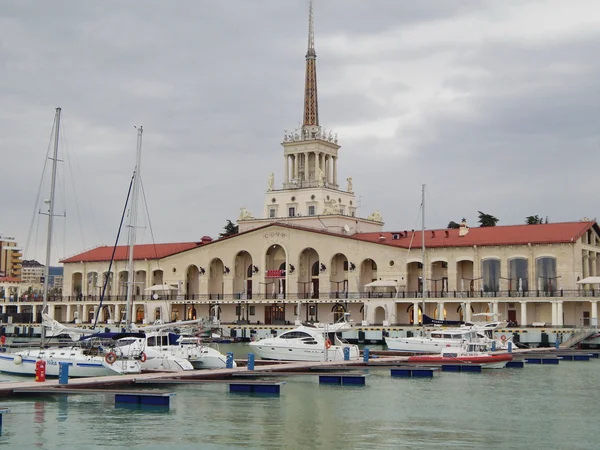 Θαλάσσιο λιμένα, Σότσι της Ρωσίας. Ιανουαρίου 2015.. — Φωτογραφία Αρχείου