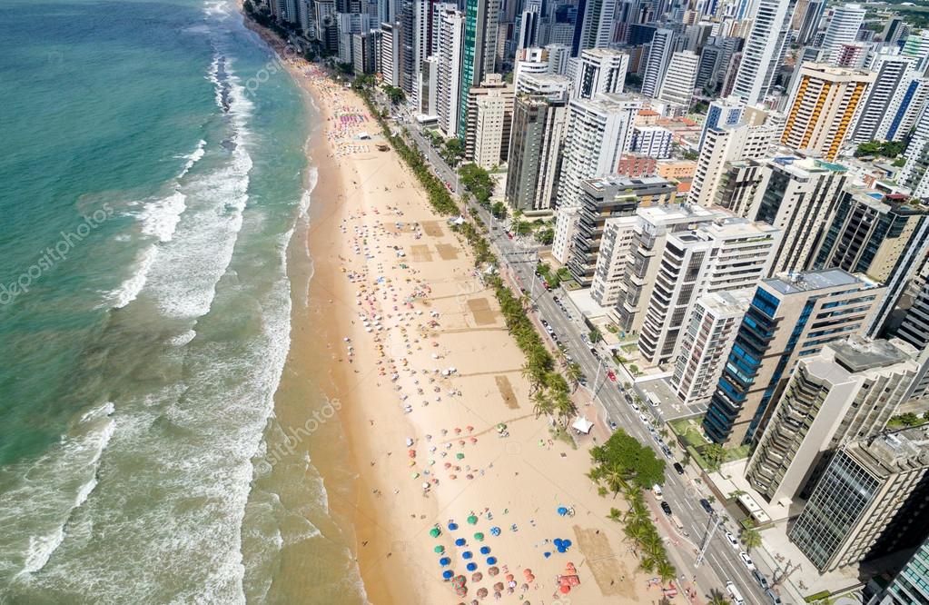 Praia de Boa Viagem em Recife u2014 Stock Photo u00a9 filipefrazao Bar Cerveja Artesanal Zona Norte Sp ~ Praia de Boa Viagem em Recife u2014 Stock Photo u00a9 filipefrazao
