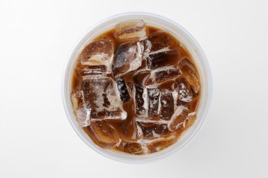 buzlu kahve beyaz izole