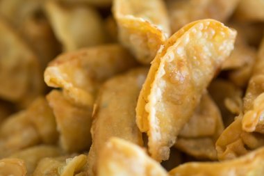 Kızarmış sosu yığını