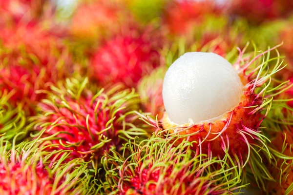 Fresh rambutan fruit — Stock Photo, Image