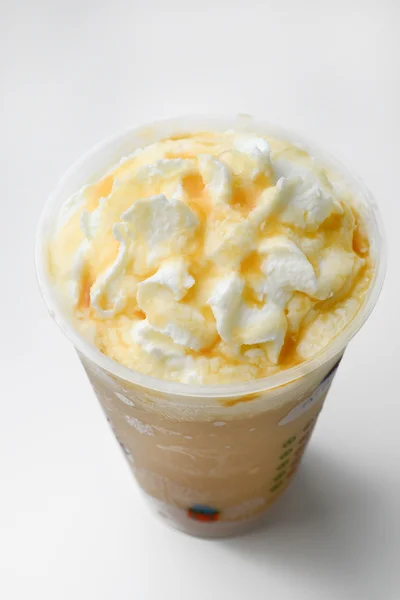 Ledová káva s karamelem — Stock fotografie