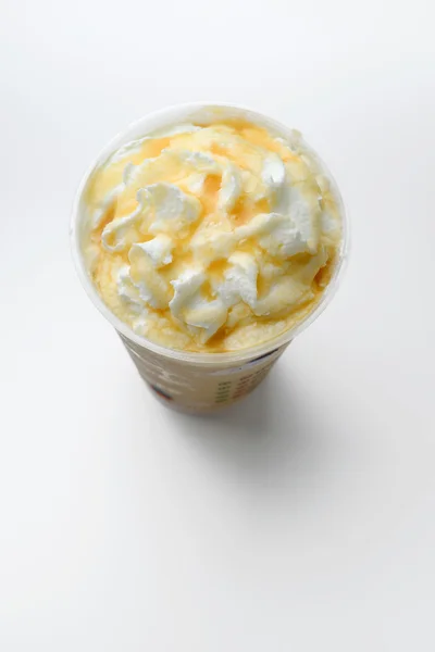 IJskoffie met karamel — Stockfoto