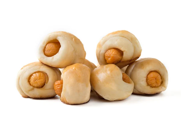 Міні-гарячі собаки, загорнуті в хліб — стокове фото