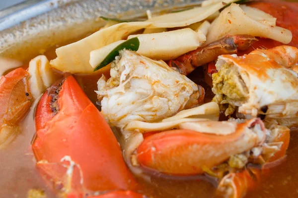 Curry spicy crab with pickled bamboo shoots — Stock Photo, Image