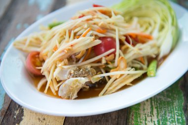 Yengeçli Papaya salatası