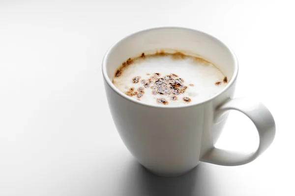 Taza de café sobre fondo blanco — Foto de Stock