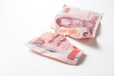 Tayland Baht banknot yırtılmış