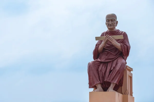 Mönchsstatue des Buddhisten — Stockfoto