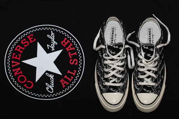 Lviv Ukraina November 2020 Converse All Stars Hitam Dengan Teks — Stok Foto