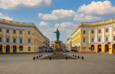 Odessa, Richelieu Dükü Anıtı