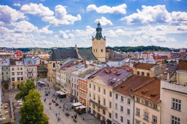 Lviv, Ukrayna - 25 Ağustos 2020: İHA 'dan Ukrayna' nın Lviv kentindeki Latin Katedrali