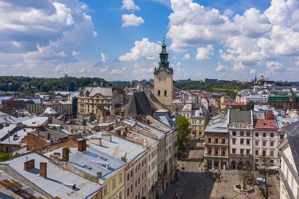 Lviv, Ukrayna - 25 Ağustos 2020: İHA 'dan Ukrayna' nın Lviv kentindeki Latin Katedrali