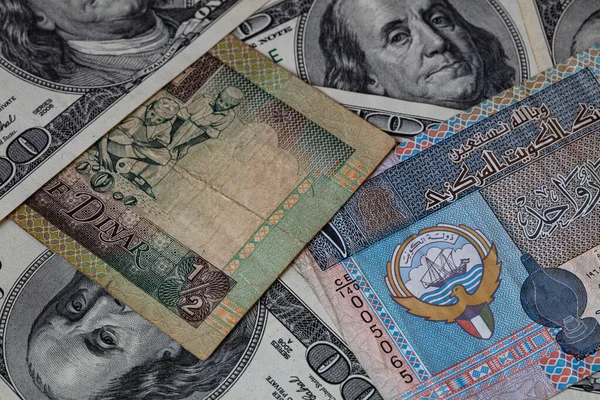 Billetes 100 Dólares Dinares Kuwaitíes — Foto de Stock