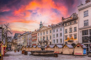 Lviv, Ukrayna - 10 Ocak 2021: COVID-19 Karantinası sırasında Lviv Christmas Market 2021