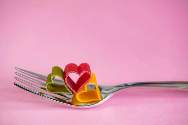 Cuoricini Italiaanse Pasta Een Vork Romantisch Eten Achtergrond — Stockfoto