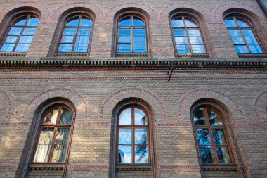 CHERNIVTSI, UKRAINE - 16 Temmuz 2017: Chernivtsi 'deki keskin nişancı binası