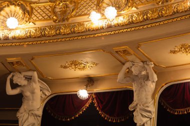 Lviv, Ukrayna - 6 Mart 2021: Lviv Opera Binası