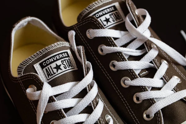 Lviv Ukrayna Nisan 2021 Gri Converse All Star Ayakkabıları Siyah — Stok fotoğraf