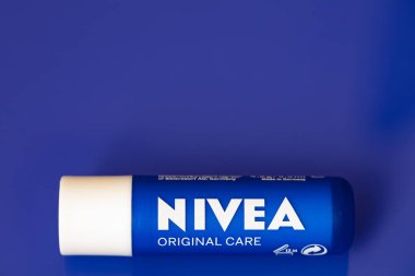 Beiersdorf, Almanya - 23 Nisan 2021: Nivea ilgili dudak kremi