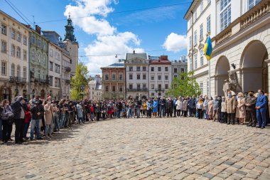 Lviv, Ukrayna - 6 Mayıs 2021: Lviv Şehri Günü 2021. Şehrin merkezindeki geçit töreni.