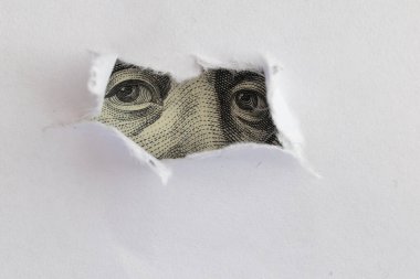 Gizli Para Beyaz Kağıdın Arkasında Gözler