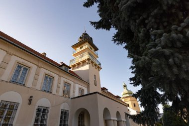 Zhovkva, Ukrayna - 26 Eylül 2025: Zhovkva belediye binası