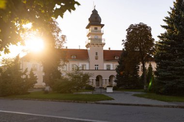 Zhovkva, Ukrayna - 26 Eylül 2025: Zhovkva belediye binası