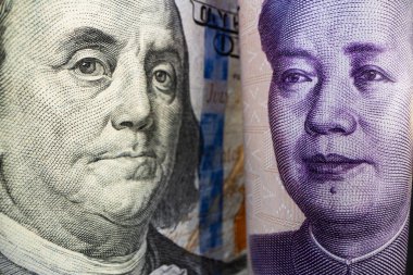 Benjamin Franklin 'in Macro Portre Karşılaştırması (USD) ve Mao Zedong (CNY)