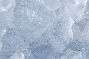Ezilmiş Saf Buz Küplerinin Makro Dokuları