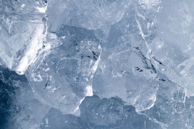 Ezilmiş Saf Buz Küplerinin Makro Dokuları