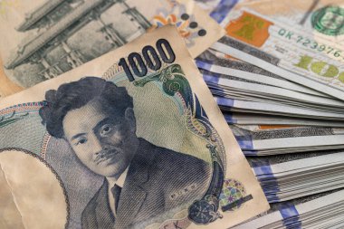 Japon Yen Faturalarına Amerikan Doları Yığıldı