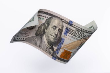 Tek 100 ABD Doları Işık Arkaplanı Üzerinde Uçuyor