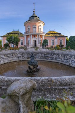 Zolochiv, Ukrayna - 27 Eylül 2025: Ukrayna 'daki Zolochiv Kalesindeki Çin Sarayı