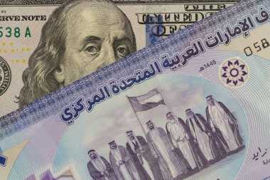 US 100 Dolarlık Bill ve BAE 'nin Macro Yakın Çekimi 50 Dirham Banknote