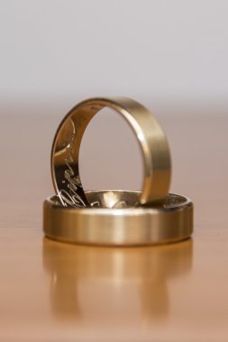 Evlilik yüzükleri.