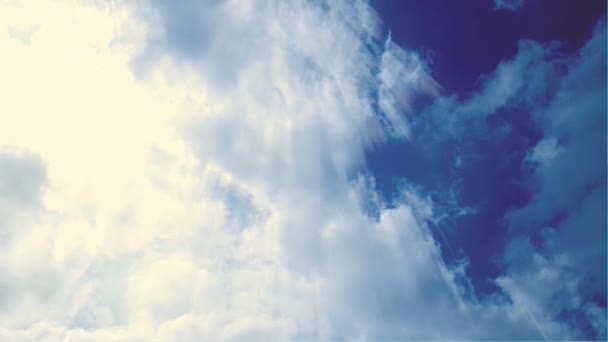 Klar himmel — Stockvideo