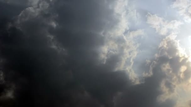Ciel nuageux, laps de temps 