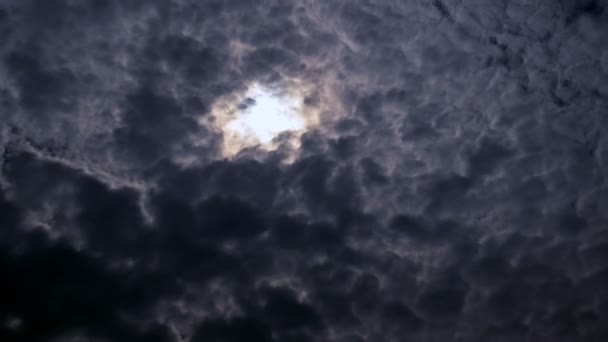 Nuages orageux, laps de temps 