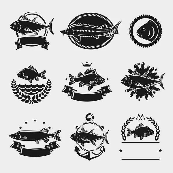 Conjunto de sellos y etiquetas de pescado. Vector — Vector de stock