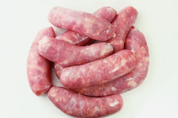 Mucchio Salsiccia Fresca Cruda Carne Maiale Isolato Sfondo Bianco Vista — Foto Stock