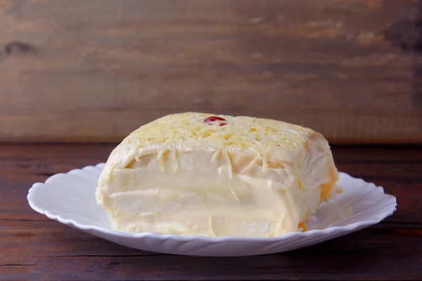Pastel Pollo Salado Hecho Con Pan Rebanado Mayonesa Queso Rallado — Foto de Stock
