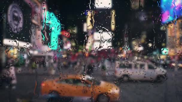 Дождь Окна Тайм Сквер Нью Йорк Капли Дождя Падают Боке — стоковое видео