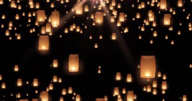 Gökyüzü fenerlerinin gece gökyüzüne yükselişi, aşkı, romantizmi, düğün kutlamasını, umudu ve Sevgililer Günü atmosferini simgeliyor..