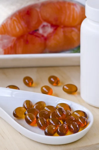 Olej z ryb Omega-3 tabletki — Zdjęcie stockowe