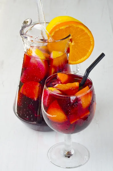 Spanish Cuisine. Fresh sangria. — Stock Photo, Image